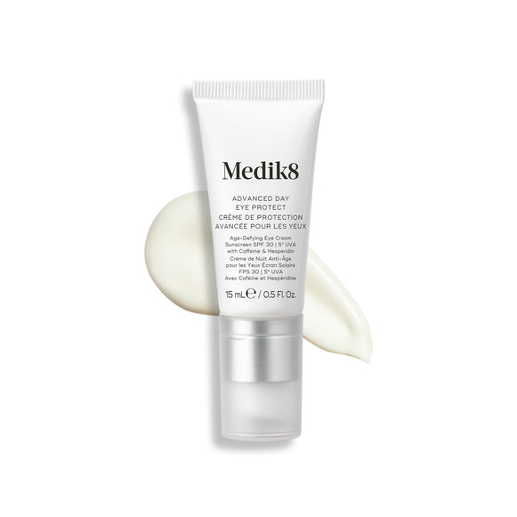 Un tubo de Medik8 Advanced Day Eye Protect con una clasificación SPF 30.-28