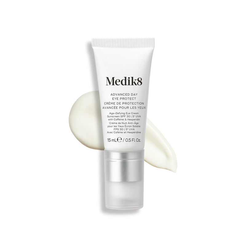 Un tubo de Medik8 Advanced Day Eye Protect con una clasificación SPF 30.