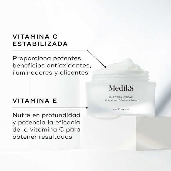 El tarro de C-Tetra Cream aparece abierto sobre un bloque de piedra blanca, en un fondo blanco limpio. La imagen destaca dos ingredientes clave y sus beneficios:

VITAMINA C ESTABILIZADA: aporta potentes beneficios de alisado, luminosidad y acción antioxidante.

VITAMINA E: nutre en profundidad y potencia la acción de la vitamina C para obtener resultados máximos.-hover-24