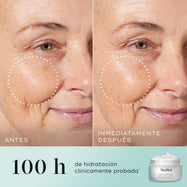 Comparación en pantalla dividida de antes y después de la mejilla y el área de los ojos de una mujer, con un círculo punteado que resalta una piel visiblemente más rellena y una reducción de las arrugas en la foto «INMEDIATAMENTE DESPUÉS». El texto indica «100 horas de hidratación clínicamente comprobada*» junto a una imagen del tarro de Medik8 Total Moisture.